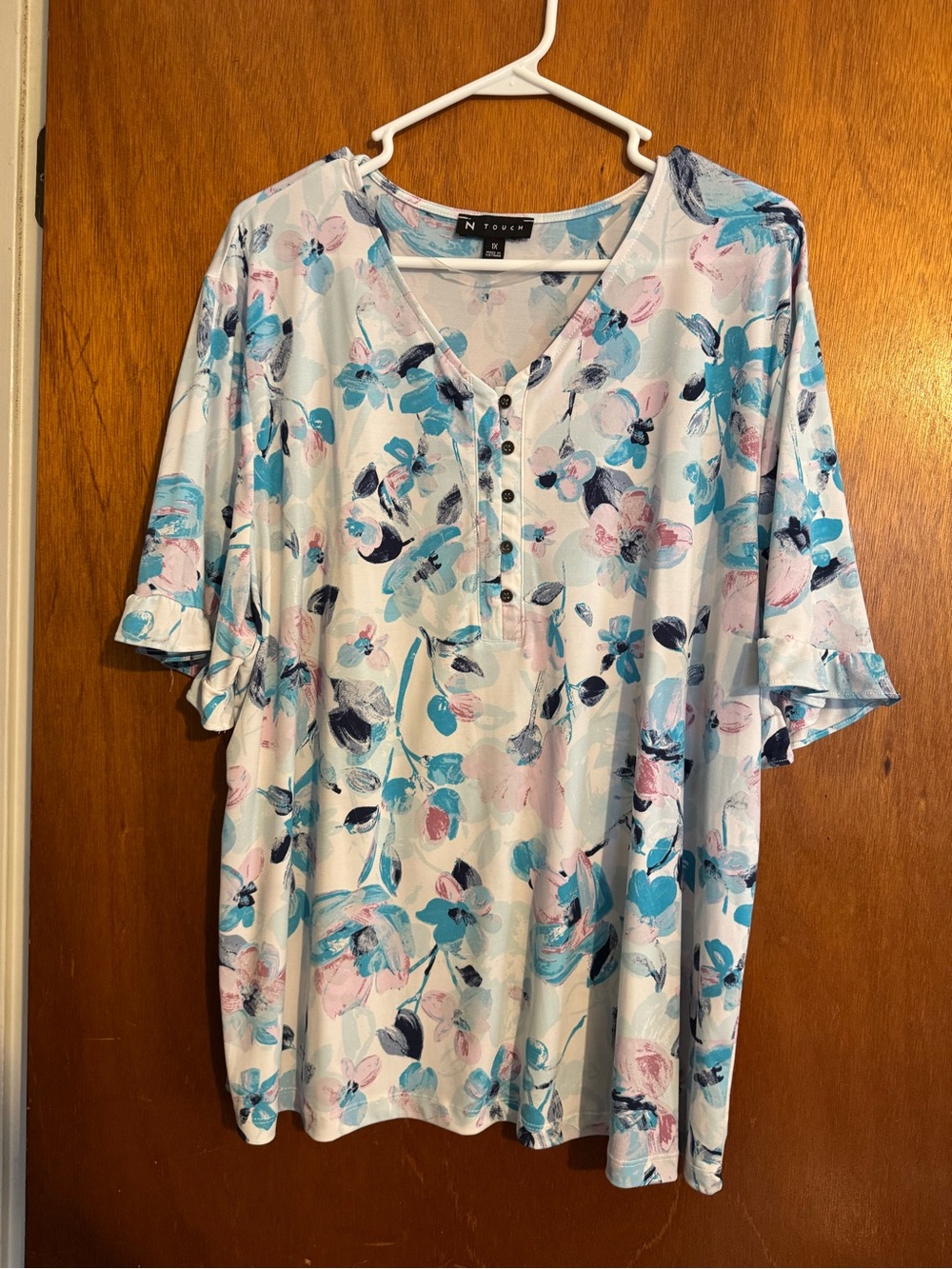 N Touch Women's Floral Henley Blouse in Light Blue